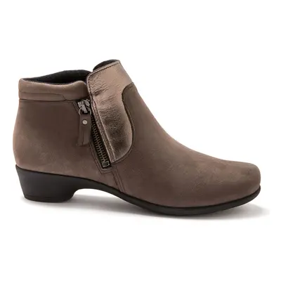 Women's leather ankle boots with air soles Pédiconfort