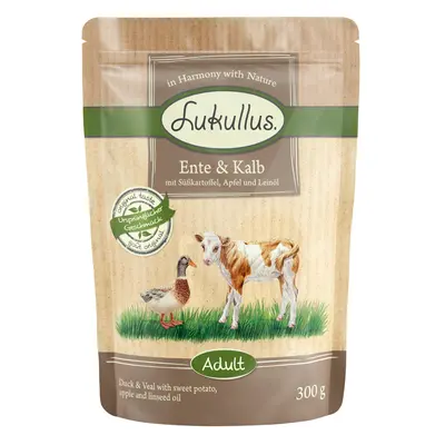 Lukullus Natural Grain-free Pouches 6 x 300g - Duck & Veal