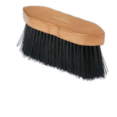 Soft brush for horses LeMieux Artisan Flick