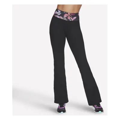 Skechers Women's The GO FLEX Ultraviolet Flare Pant in Black/Purple, Size Medium | Nylon/Spandex