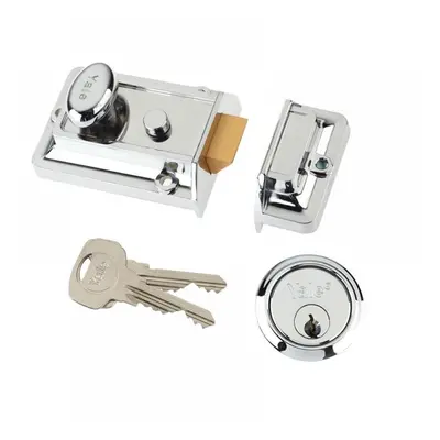 Yale Locks 630077101162 P77 Traditional Nightlatch 60Mm Backset Chrome Finish Box