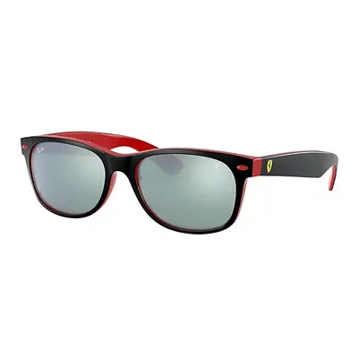 Ray-Ban Sunglasses Unisex Rb2132m Scuderia Ferrari Collection - Black Frame Silver Lenses 55-18