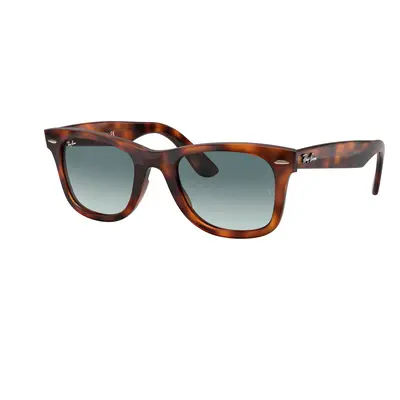 Ray-Ban Unisex Sunglass RB4340 Wayfarer Ease - Frame color: Red Havana, Lens color: Blue Gradie