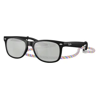 Ray-Ban Unisex Sunglass RB9052S New Wayfarer Kids Summer Capsule - Frame color: Rubber Black, L