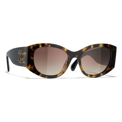 Chanel Woman Sunglass Oval Sunglasses CH5524 - Frame color: Tortoise, Lens color: Brown