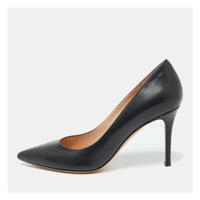 Gianvito Rossi Black Leather Pointed Toe Pumps Size