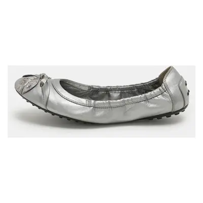 Tod's Silver Leather and Python Trim Bow Scrunch Ballet Flats Size