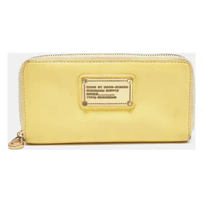 Marc by Marc Jacobs Yellow Leather Classic Q Zip Around Wallet