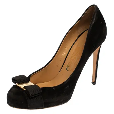 Salvatore Ferragamo Black Suede Carla Vara Bow Pumps Size 38.5