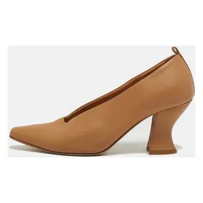 Bottega Veneta Brown Leather Pointed Toe Pumps Size