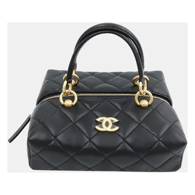 Chanel Black Leather Shoulder Bag