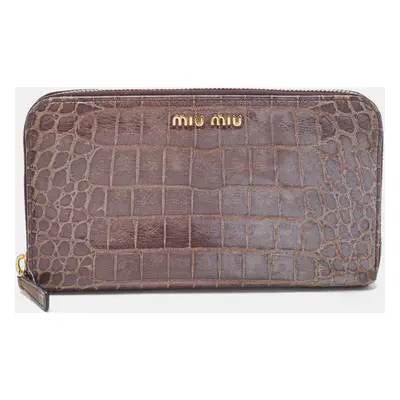 Miu Miu Mauve Purple Croc Embossed Glazed Leather Zip Around Continenal Wallet