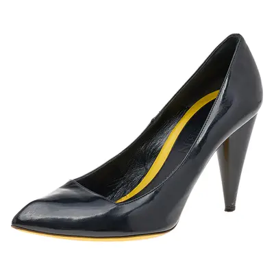 Alexander McQueen Black Patent Leather Pointed Toe Pumps Size