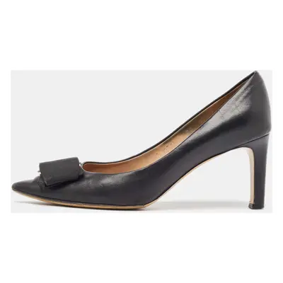 Salvatore Ferragamo Black Leather Bow Pumps Size 39.5