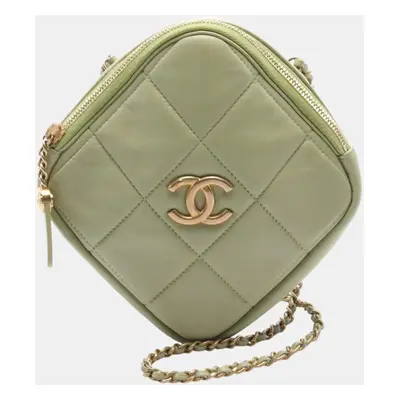 Chanel Green Leather Matelasse Shoulder Bag