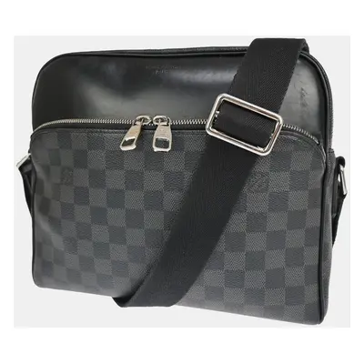 Louis Vuitton Black Canvas Reporter Dayton shoulder bag