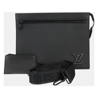 Louis Vuitton Calf Leather Black Aerogram Voyage Shoulder Bag