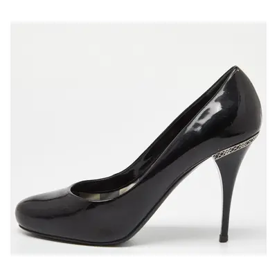 Burberry Black Patent Leather Round Toe Pumps Size