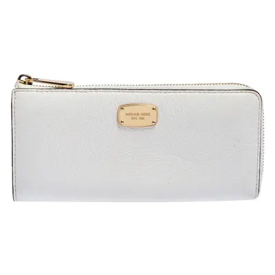 Michael Kors Off White Leather Zip Continental Wallet