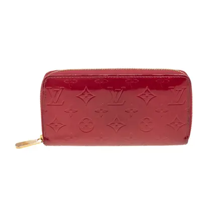 Louis Vuitton Pomme D’amour Monogram Vernis Zippy Wallet