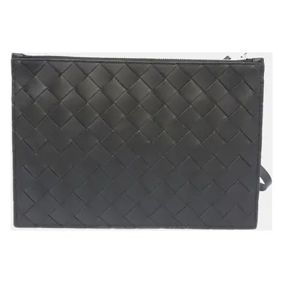 Bottega Veneta Black Intrecciato Leather Zip Wristlet Pouch