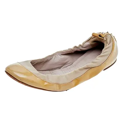 Burberry Beige Patent And Leather Scrunch Ballet Flats Size