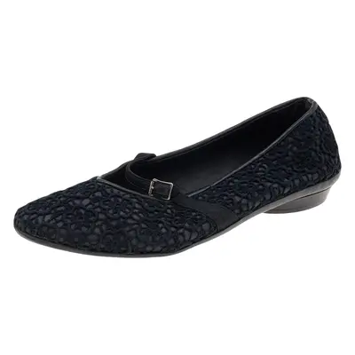 Salvatore Ferragamo Black Lace Ballet Flats Size 38.5