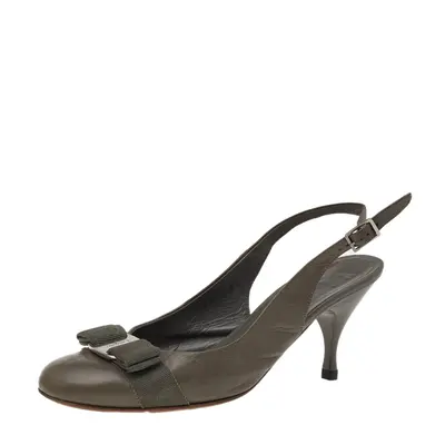 Salvatore Ferragamo Grey Leather Vara Bow Slingback Pumps Size