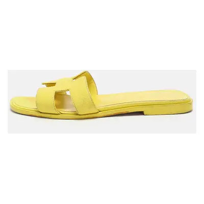 Hermes Yellow Leather Oran Flat Slides Size