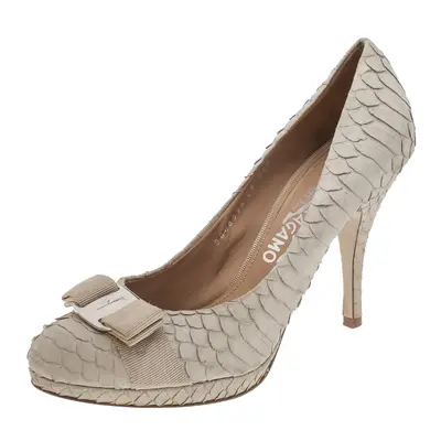 Salvatore Ferragamo Beige Python Vara Bow Platform Pumps Size 38.5