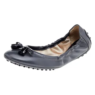 Tod's Grey/Black Patent And Leather Buckle Detail Scrunch Ballet Flats Size 36.5