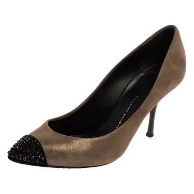 Giuseppe Zanotti Metallic Grey Suede Muffa Crystal Embellished Cap Toe Pumps Size 38.5