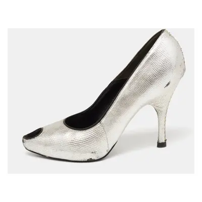 Alexander McQueen Silver Lizard Embossed Leather Peep-Toe Pumps Size 37.5