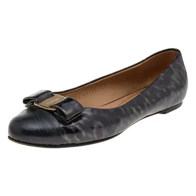 Salvatore Ferragamo Two Tone Patent Leather And Lizard Embossed Leather Cap Toe Vara Bow Ballet 