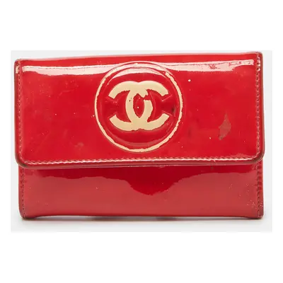 Chanel Red Patent Leather CC Compact Wallet