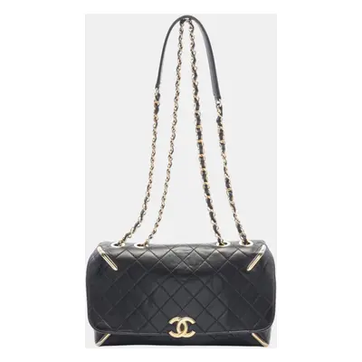 Chanel Black Leather Shoulder Bag