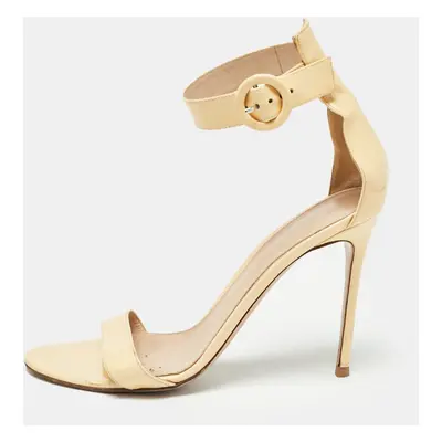 Gianvito Rossi Beige Patent Leather Portofino Sandals Size