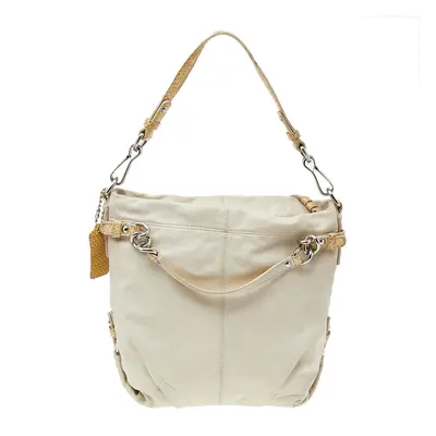 Coach Beige Leather Shoulder Bag