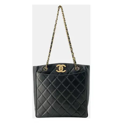 Chanel Black Caviar Leather Matelasse CC Logo Chain Tote bag