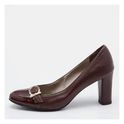 Salvatore Ferragamo Brown Patent and Leather Nostra Pumps Size 37.5