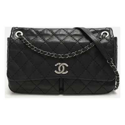 Chanel Black Wild Stitch Quilted Leather CC Split Pocket Shoulder Bag