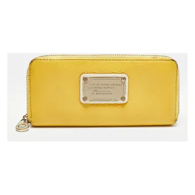 Marc by Marc Jacobs Yellow Leather Classic Q Zip Around Wallet