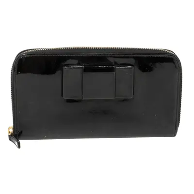 Miu Miu Black Patent Leather Bow Zip Around Wallet