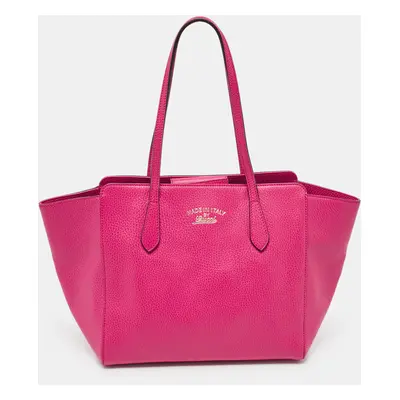 Gucci Fuchsia Leather Swing Tote