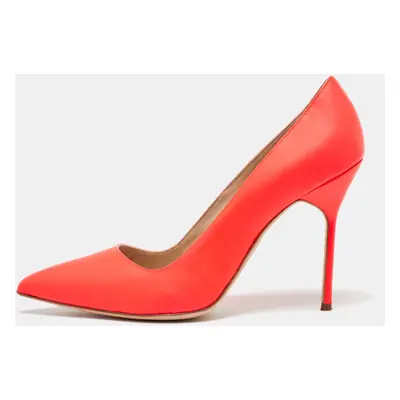 Manolo Blahnik Orange Leather BB Pumps Sze