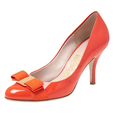 Salvatore Ferragamo Orange Patent Leather Vara Bow Pumps Size 35.5