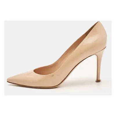 Gianvito Rossi Beige Patent Leather Gianvito Pumps Size 38.5