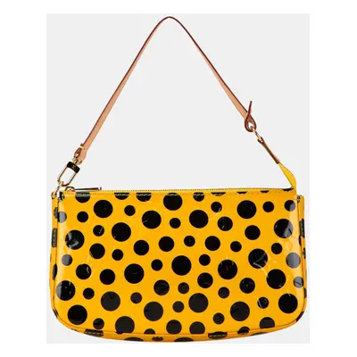 Louis Vuitton x Yayoi Kusama Yellow Monogram Vernis Dots Infinity Pochette Accessoires