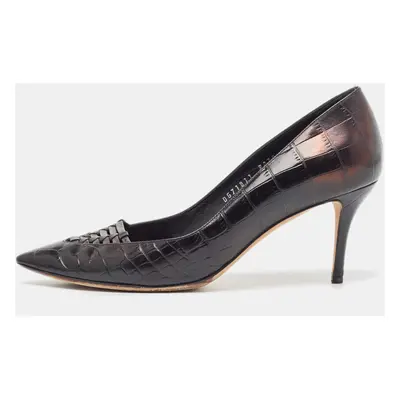 Salvatore Ferragamo Black Croc Leather Vara Pumps Size