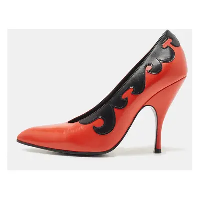 Bottega Veneta Orange/Black Leather Pumps Size